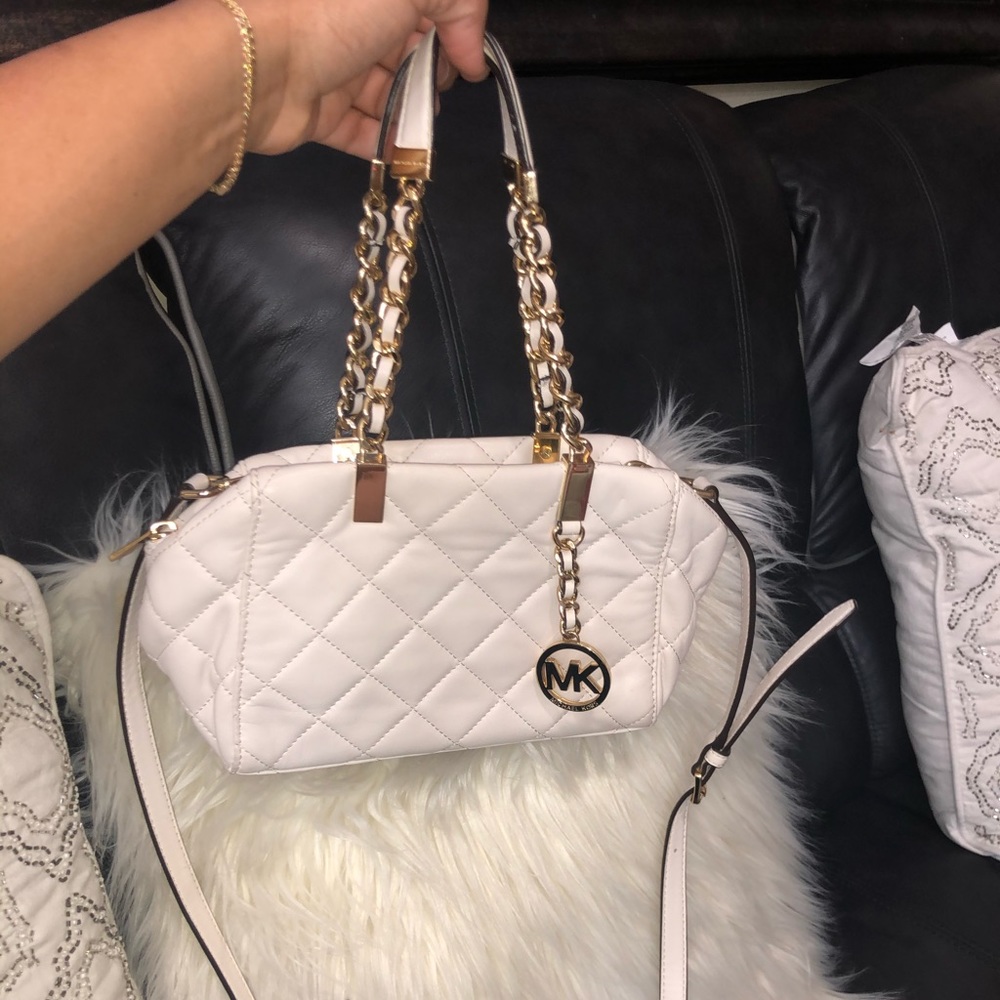 Michael kors crossbody bag